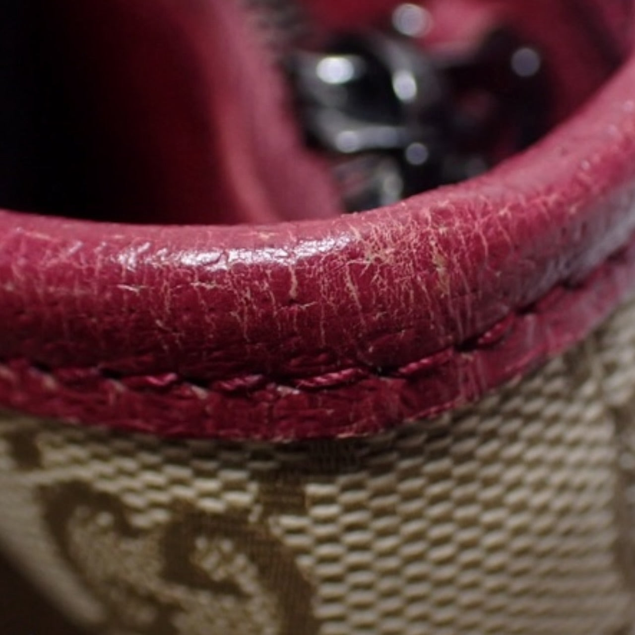 GUCCI GG CANVAS TOTE – BURGUNDY TRIM