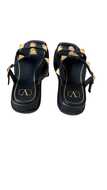 VALENTINO GARAVANI ROMAN STUD SANDALS