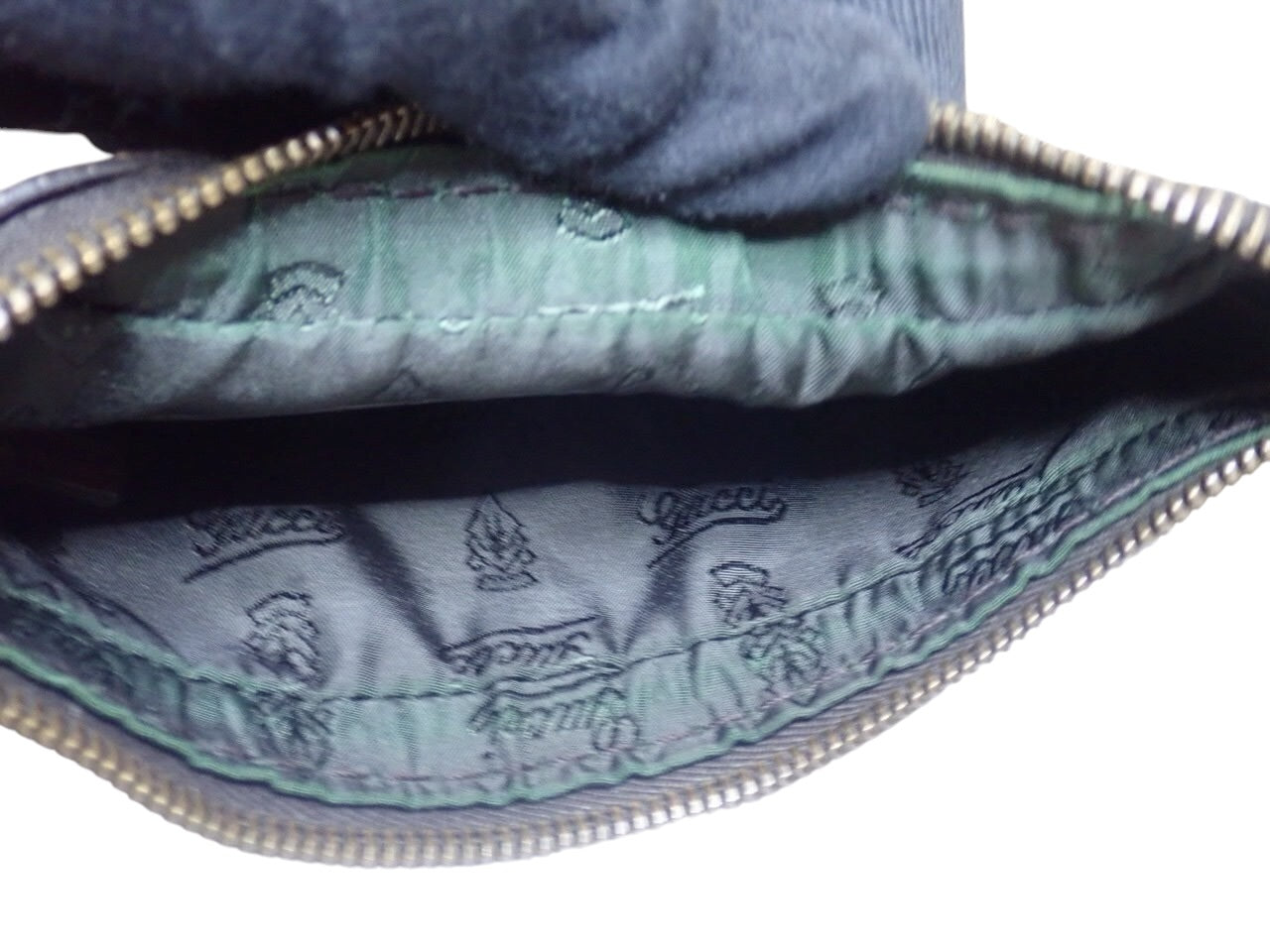 Gucci GG Crystal Heart Shoulder Bag