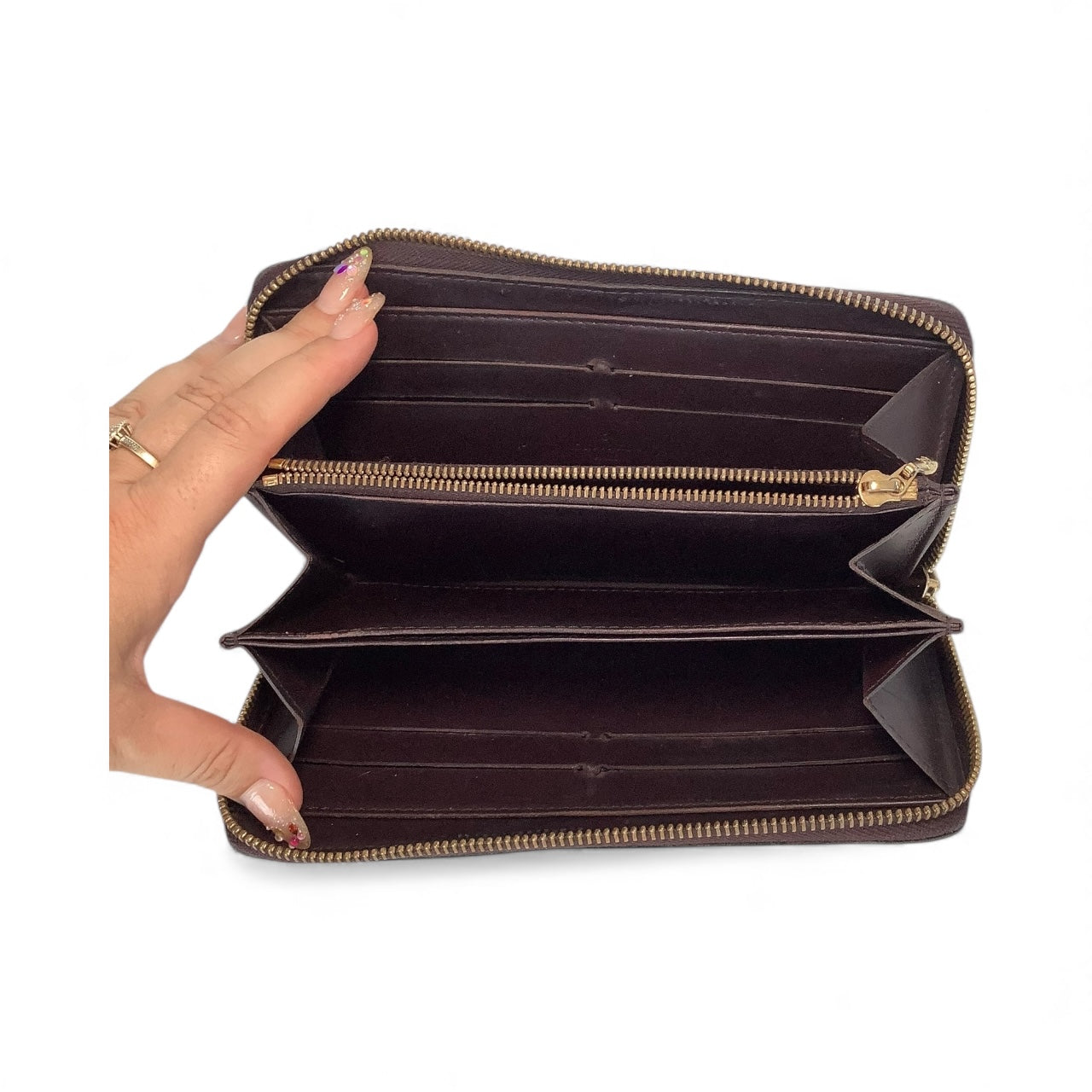 LOUIS VUITTON VERNIS ZIPPY WALLET – DEEP AMARANTE