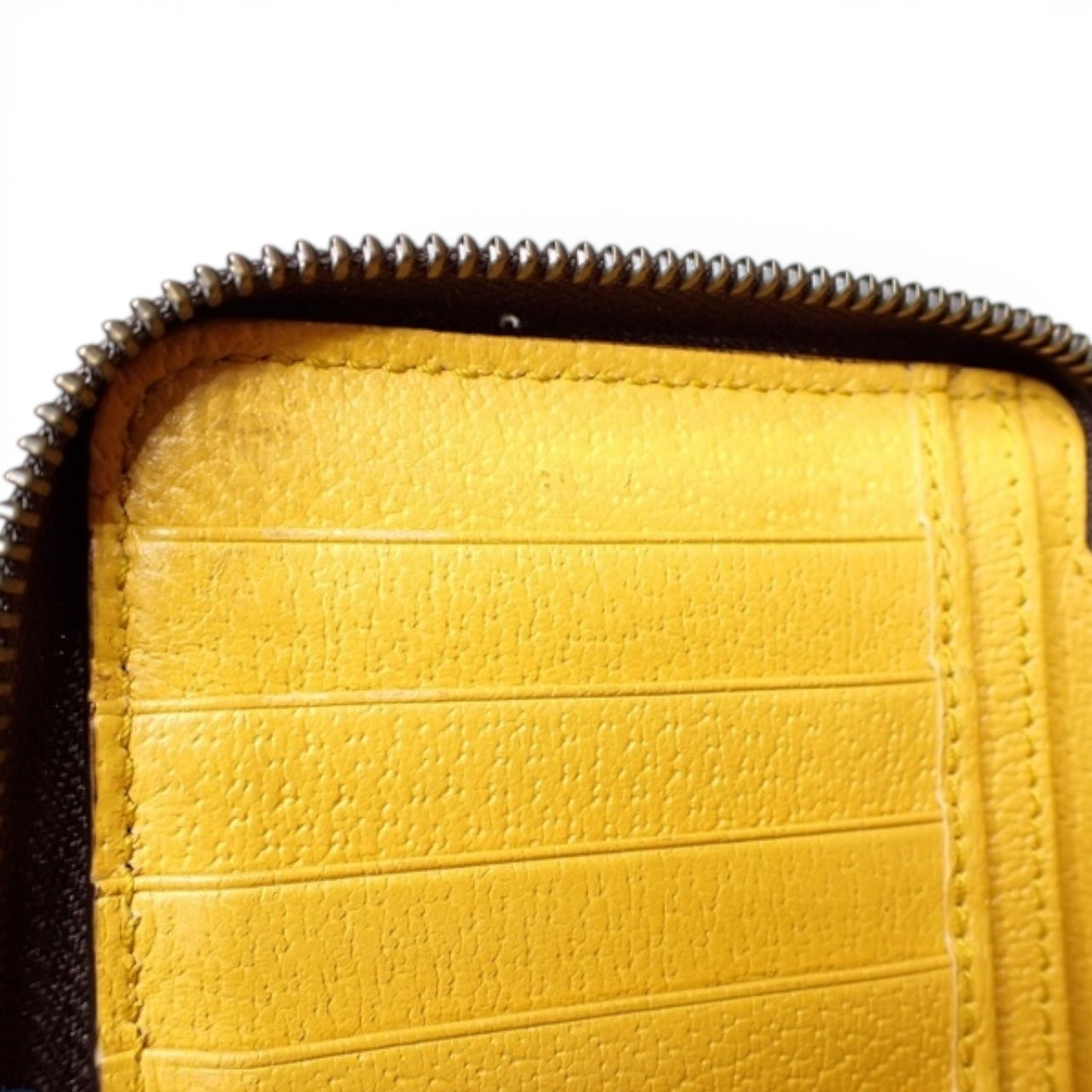 Gucci GG Supreme Zip Long Wallet