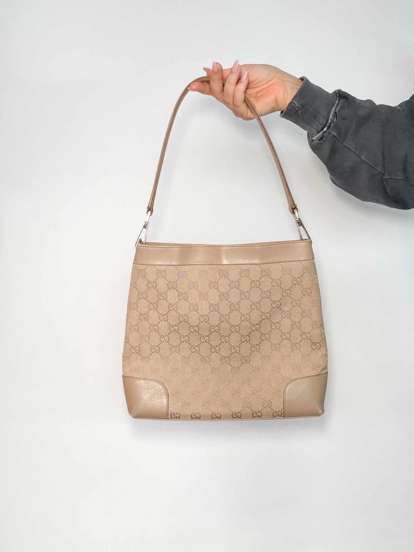 Gucci GG Canvas Shoulder Bag – Beige