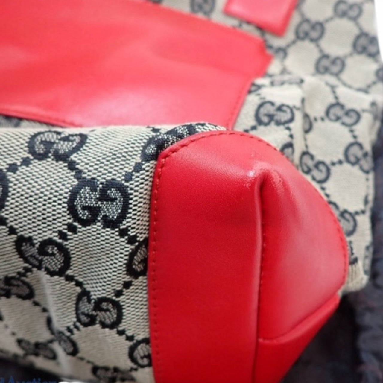 Gucci GG Canvas Tote – Red Leather Trim & Front Zip Pouch