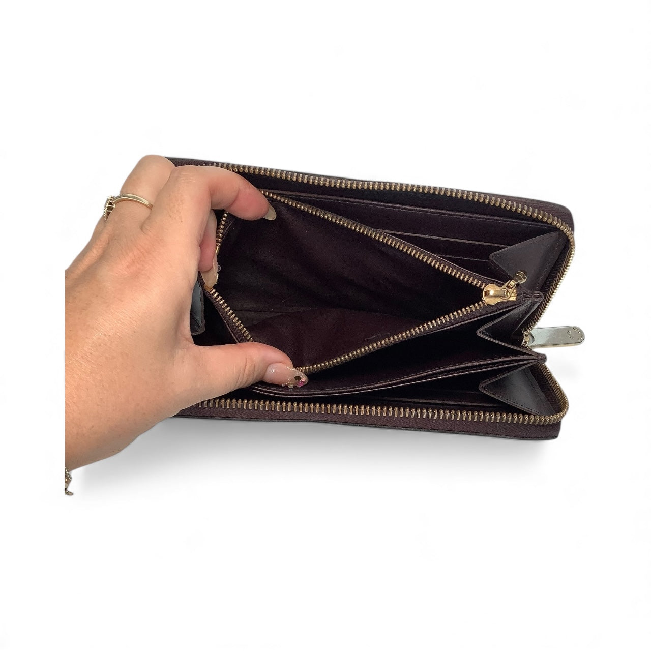 LOUIS VUITTON VERNIS ZIPPY WALLET – DEEP AMARANTE