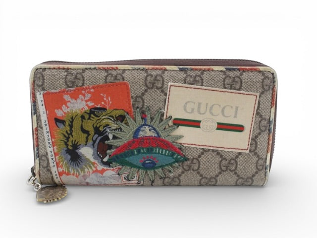 Gucci GG Supreme Tiger Zip Wallet