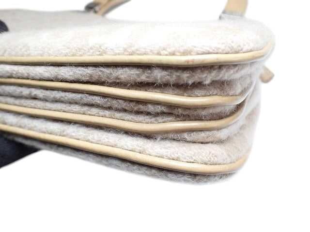 Fendi Zucchino Textured Shoulder Bag | Beige
