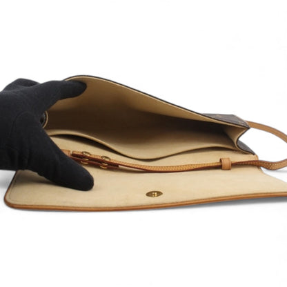 Louis Vuitton Monogram Pochette Twin GM