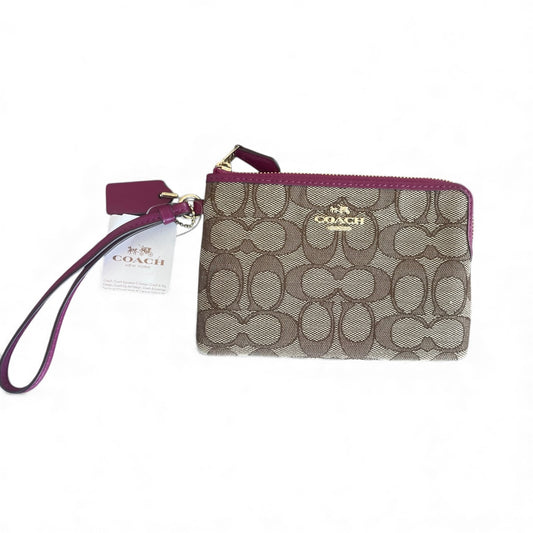 COACH Signature Wristlet – Mulberry Trim