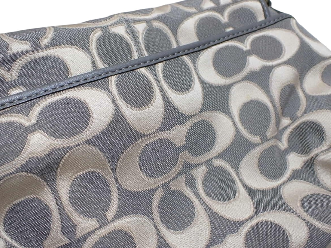 Coach Signature Shoulder Bag